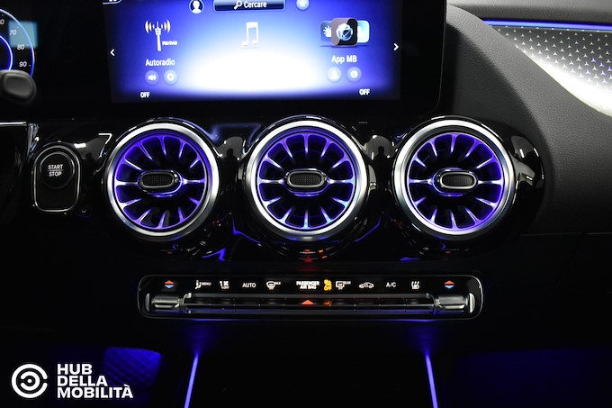 MERCEDES-BENZ EQA 250+ Progressive Advanced Plus